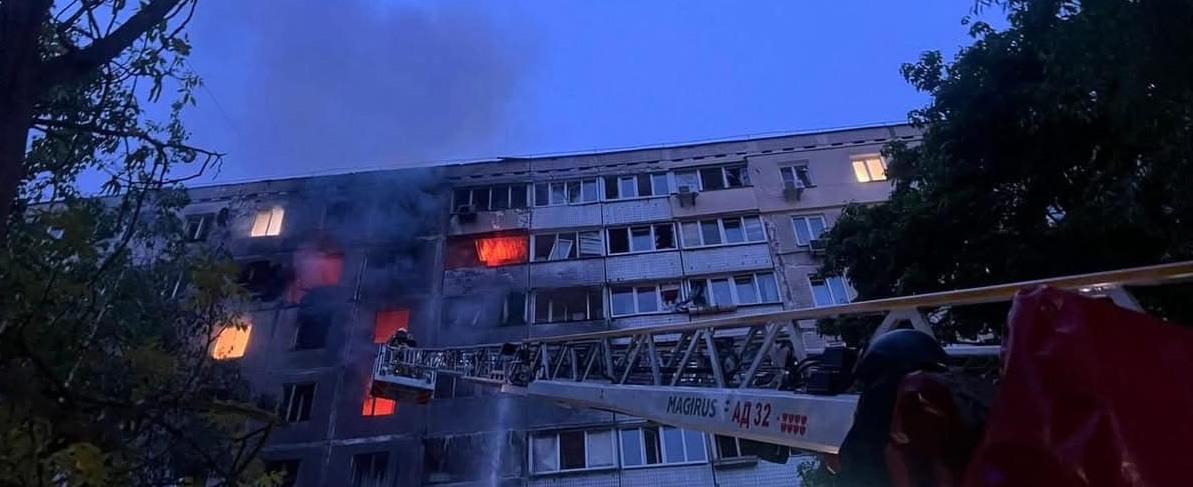 Des civils tués et blessés en Ukraine par une nouvelle attaque massive de la Russie