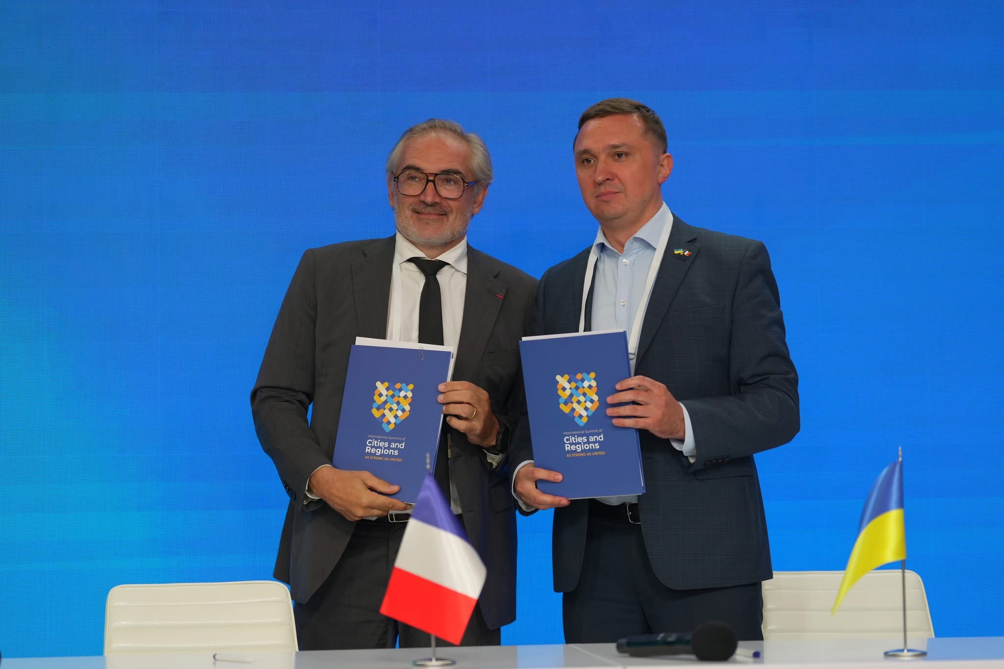 La signature d&rsquo;une nouvelle convention de coopération de la ville de Saint-Germain-en-Laye avec Nizhyn