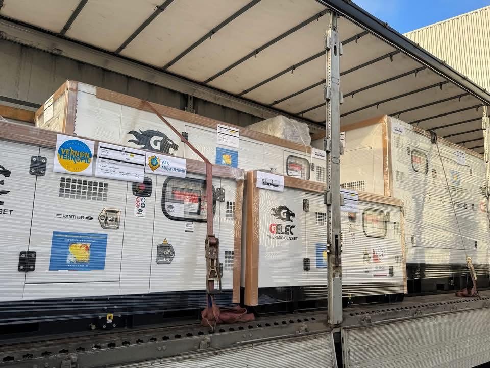 Dix générateurs de la Région Île-de-France arrivent en Ukraine